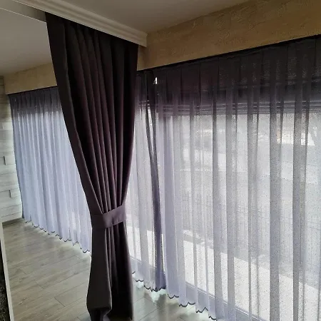 Grande Deluxe