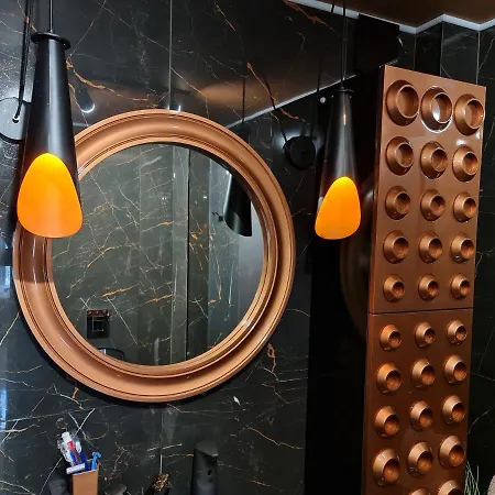 Grande Deluxe