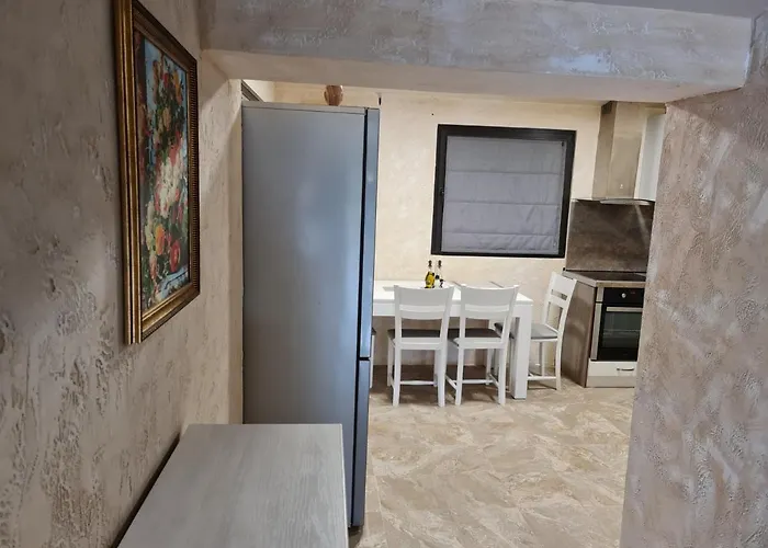 Grande Deluxe Apartment *